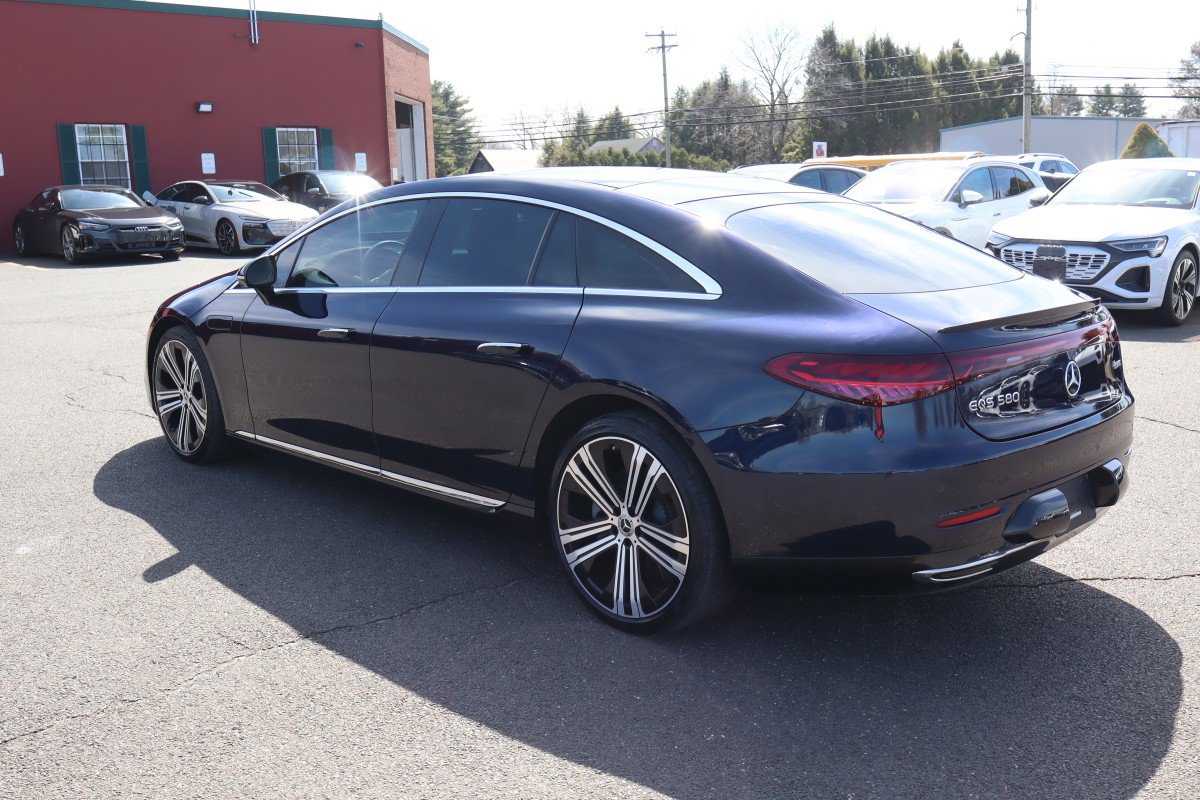 Used 2022 Mercedes-Benz EQS 580 4MATIC Sedan image 7