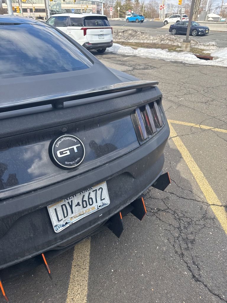 Used 2017 Ford Mustang GT Premium w/ Enhanced Security Package image 7