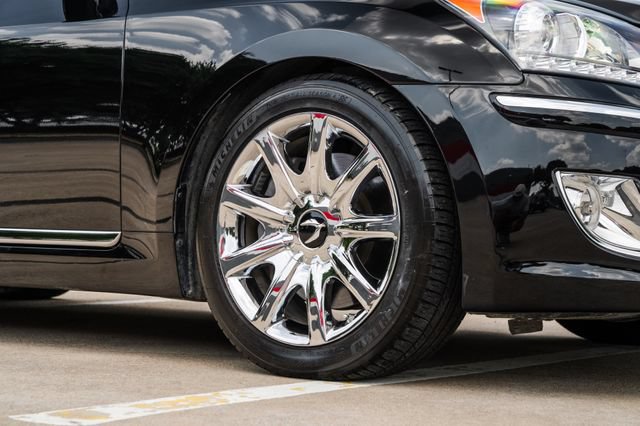 Used 2012 Hyundai Equus Signature RWD image 50