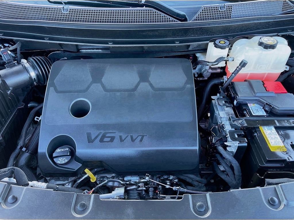 Used 2023 Chevrolet Traverse Premier image 32