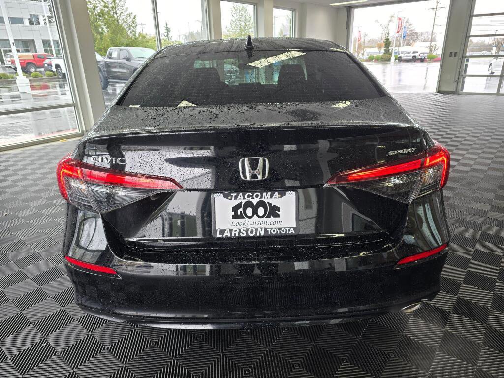 Used 2025 Honda Civic Sport image 4