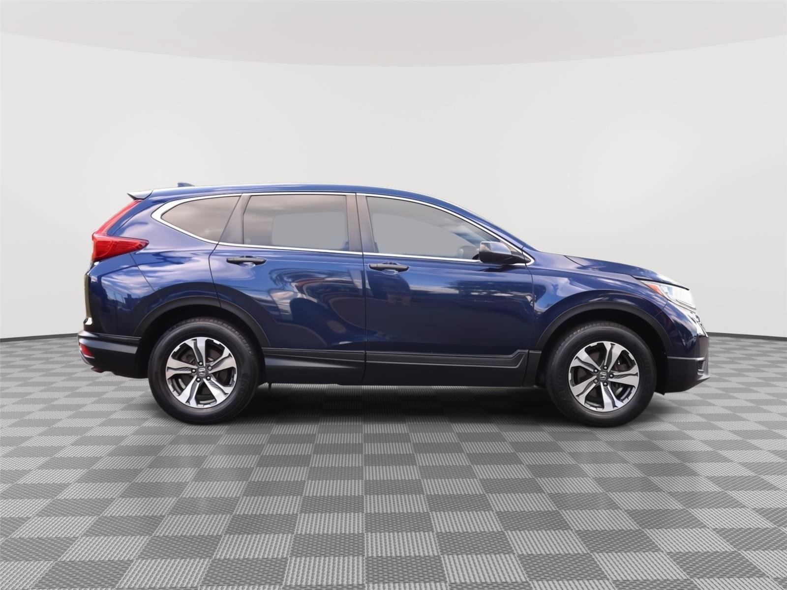 Used 2019 Honda CR-V LX image 8