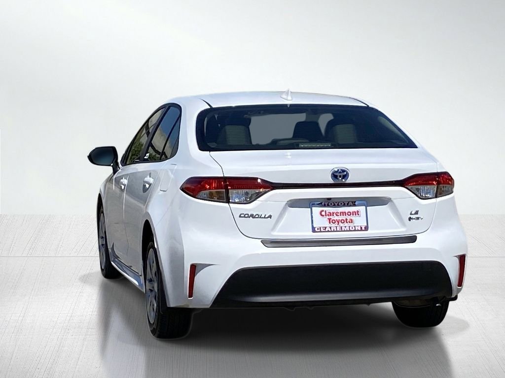 Certified 2025 Toyota Corolla LE image 6