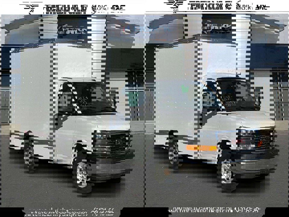 New 2025 GMC Savana 3500 w/ Power Convenience Package