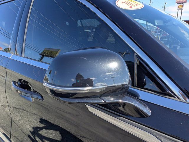 Used 2021 Lincoln Aviator Reserve w/ Equipment Group 201A image 12