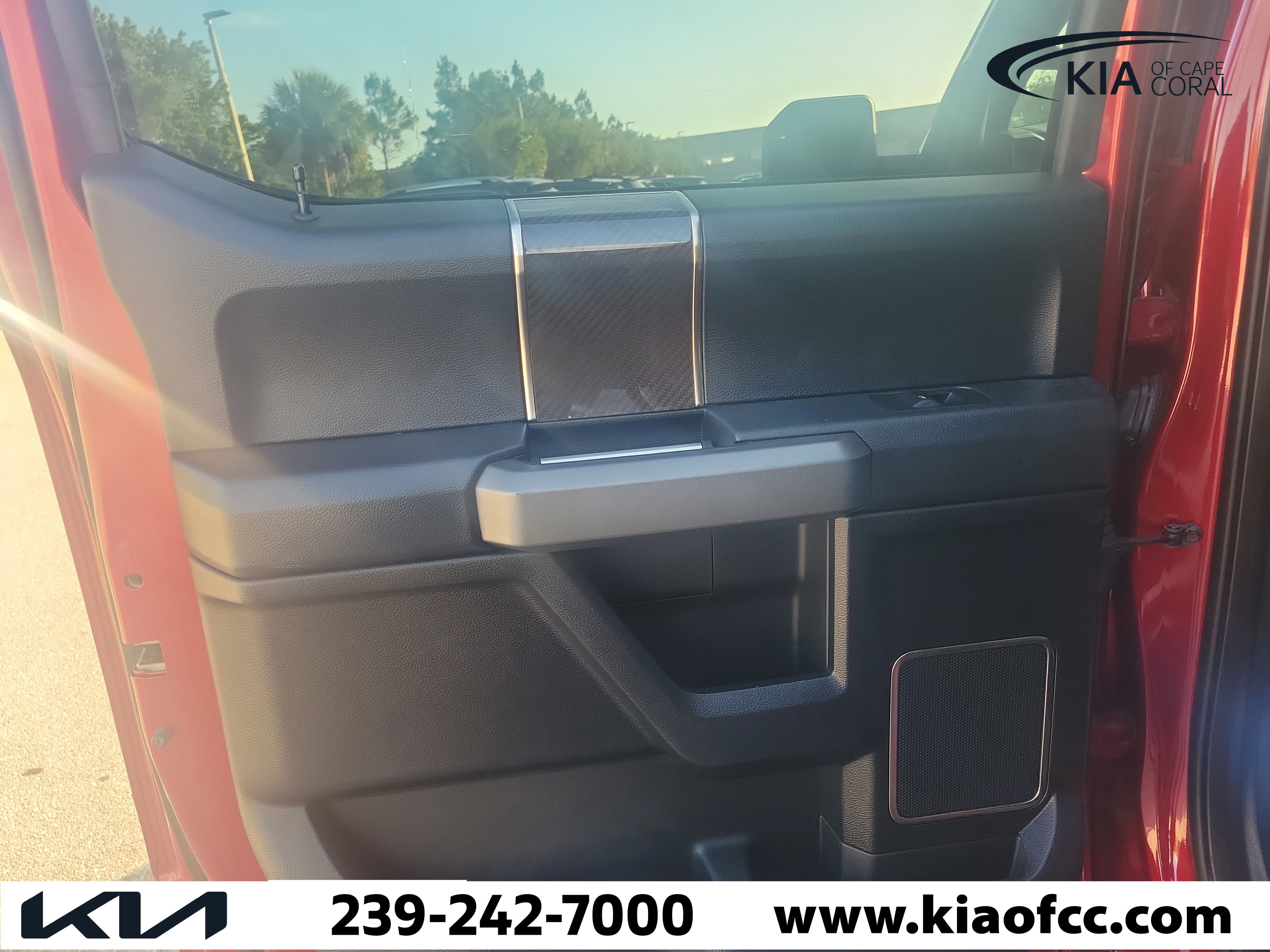 Used 2017 Ford F150 Raptor w/ Equipment Group 802A Luxury AWD/4WD image 14