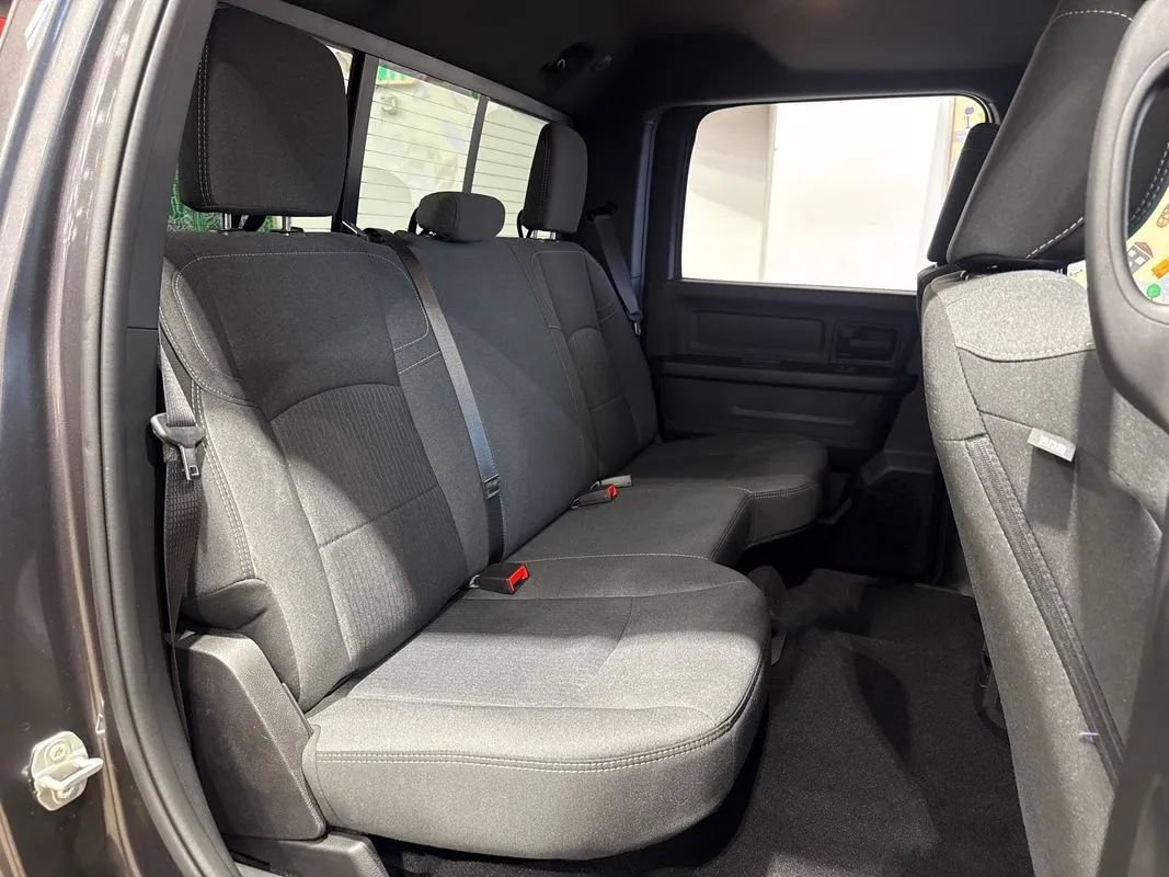 Used 2024 RAM 2500 Tradesman w/ Chrome Appearance Group AWD/4WD image 69