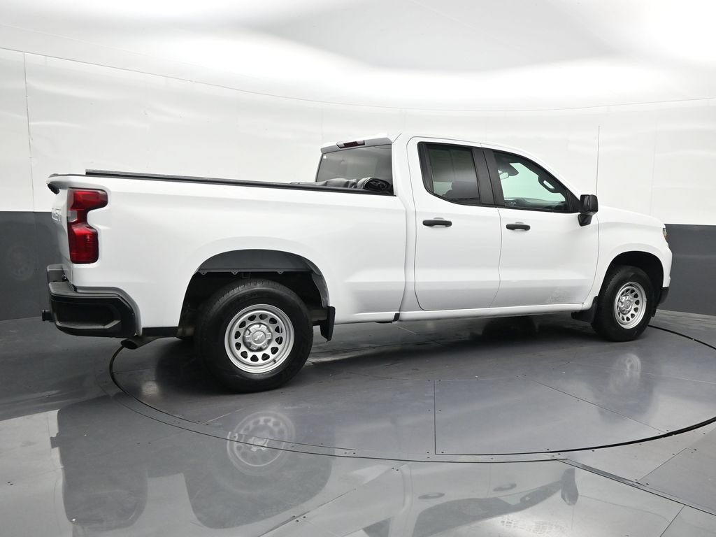 Used 2024 Chevrolet Silverado 1500 W/T w/ WT Value Package RWD image 5