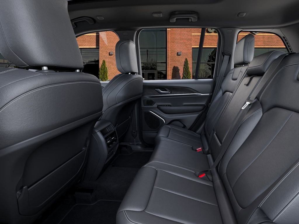 New 2026 Jeep Grand Cherokee Limited w/ Limited Altitude Package image 23