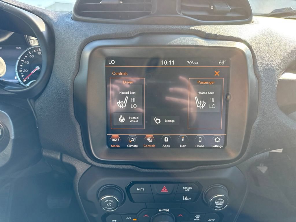 Used 2023 Jeep Renegade Trailhawk w/ Trailhawk Elite Group AWD/4WD image 29