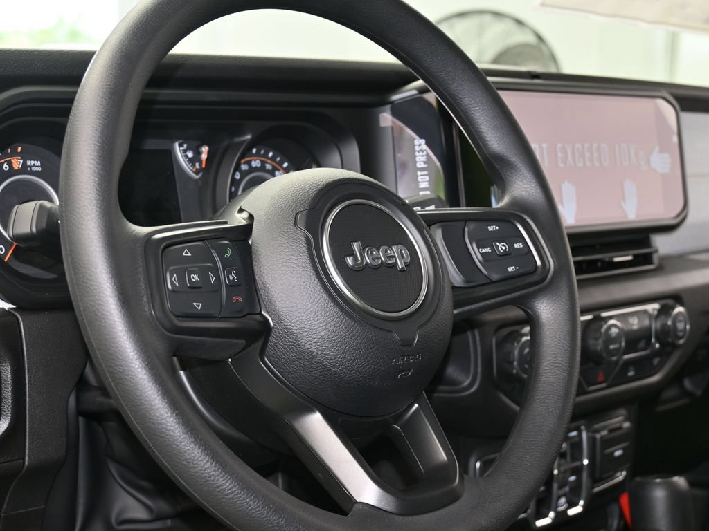 New 2026 Jeep Gladiator Sport AWD/4WD image 13