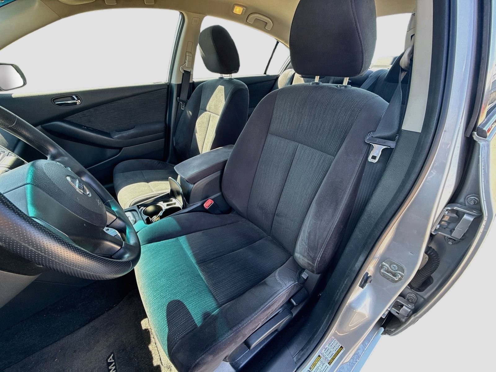 Used 2011 Nissan Altima 2.5 S FWD image 13