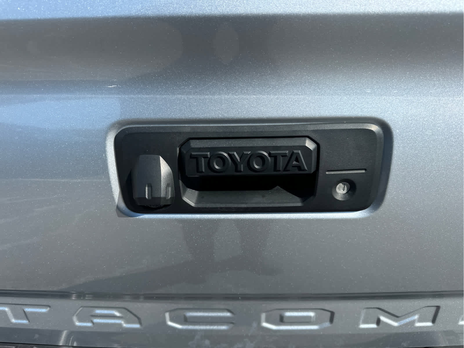 Used 2022 Toyota Tacoma SR image 14