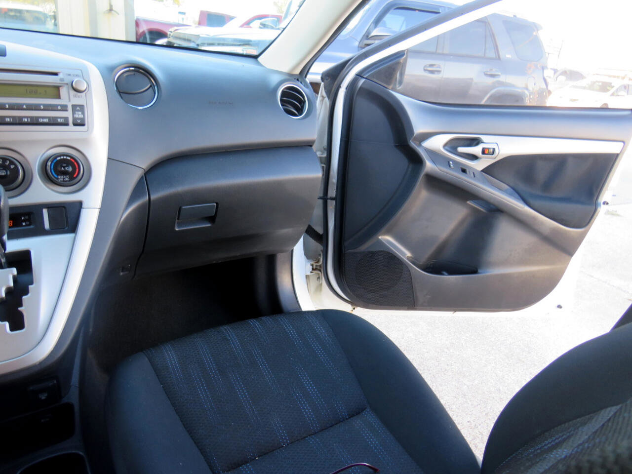 Used 2012 Toyota Matrix S image 22