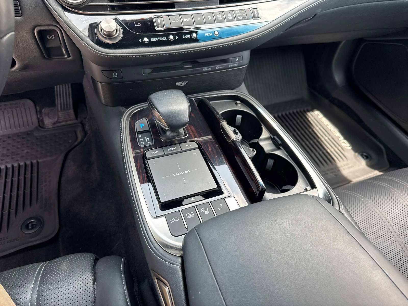 Certified 2022 Lexus LS 500 AWD w/ Luxury Package image 26