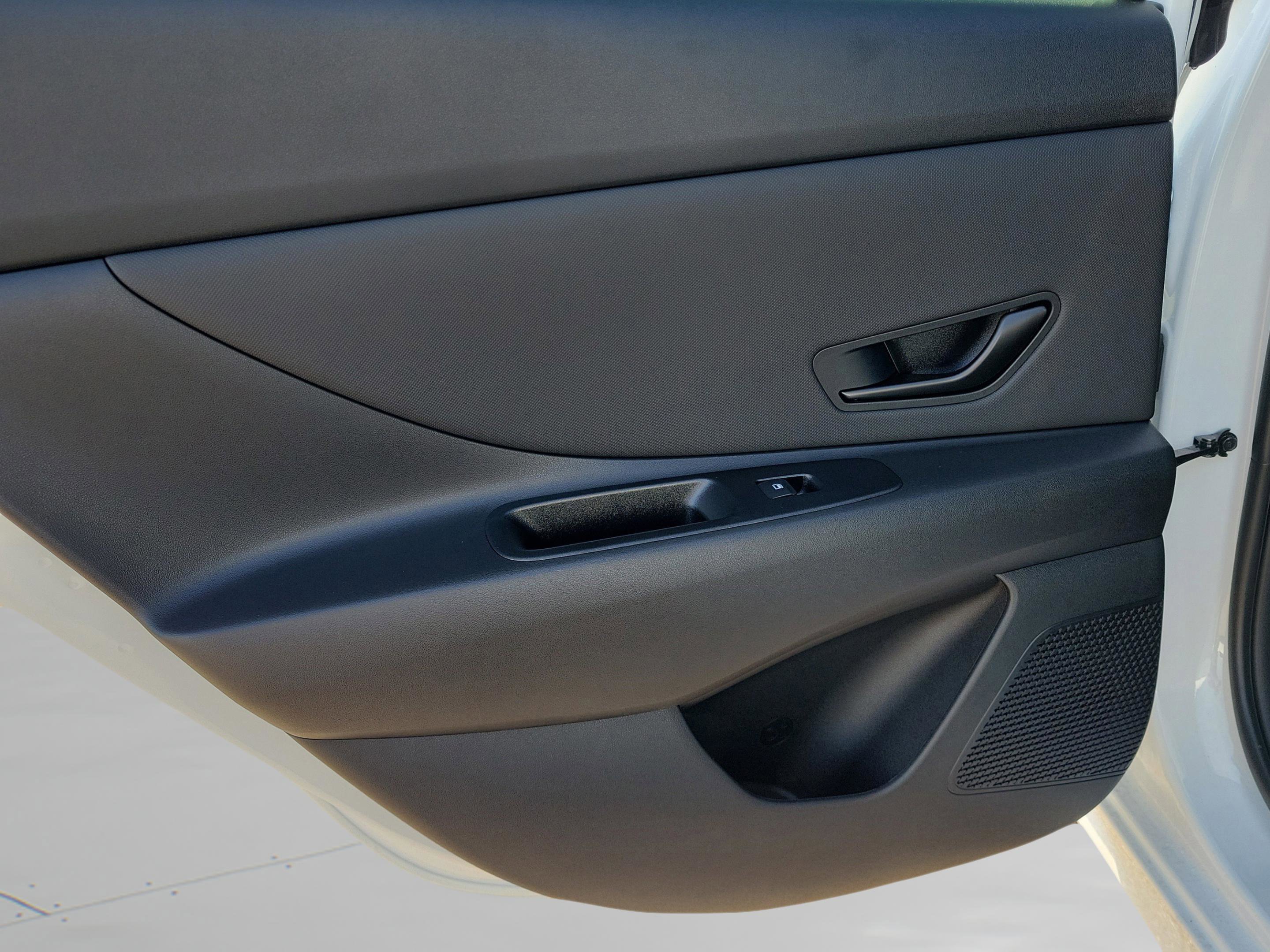 New 2026 Hyundai Elantra SEL Sport image 28