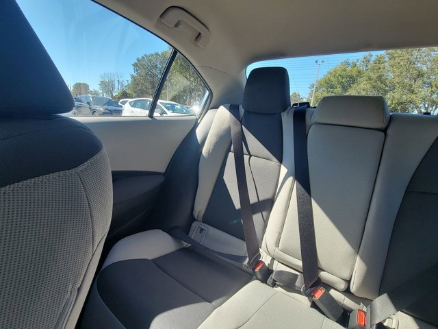 Used 2026 Toyota Corolla LE image 4