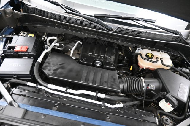 Used 2024 Chevrolet Silverado 1500 LT AWD/4WD image 35