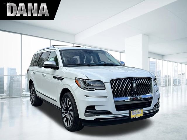 Certified 2023 Lincoln Navigator Black Label AWD/4WD image 1