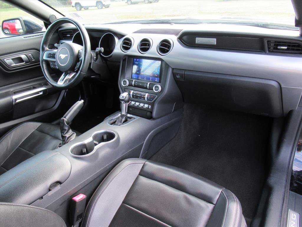 Used 2021 Ford Mustang Premium image 10