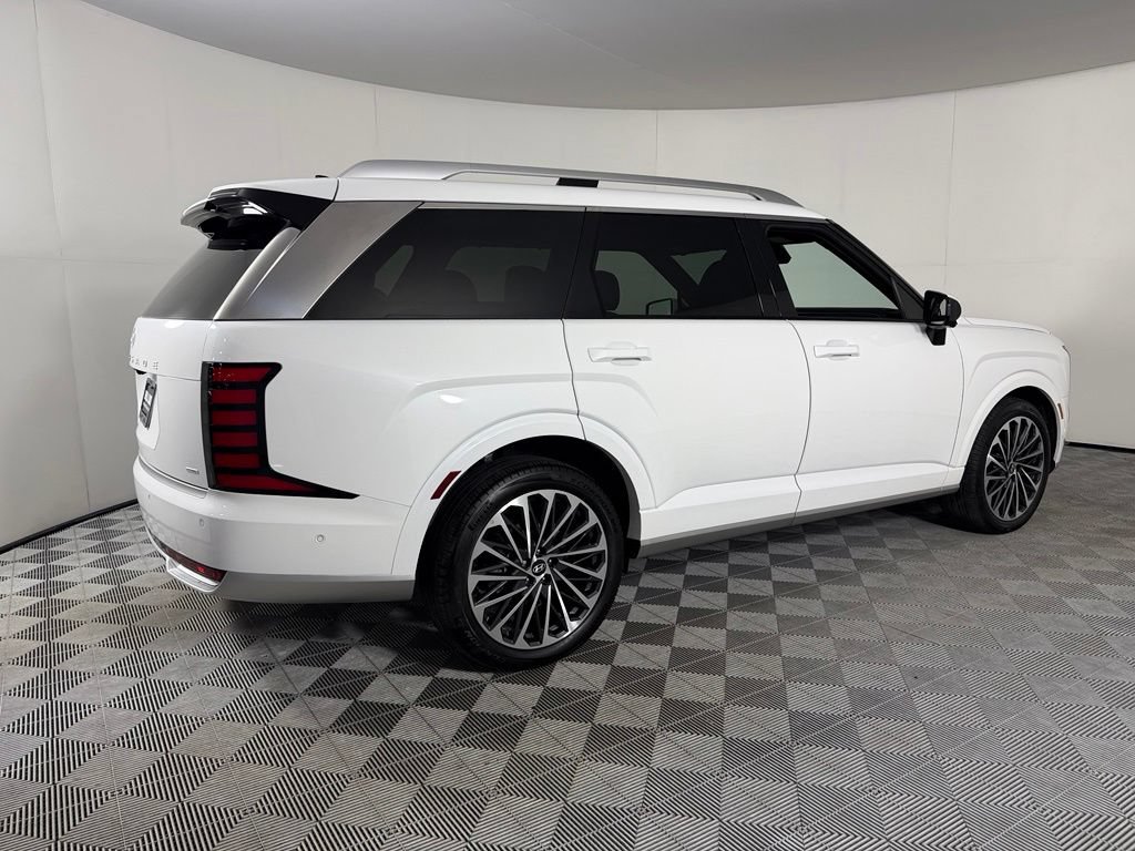 Used 2026 Hyundai Palisade Calligraphy AWD/4WD image 7