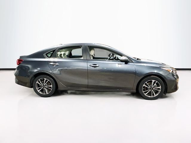 Used 2023 Kia Forte LXS w/ LXS Technology Package FWD image 8