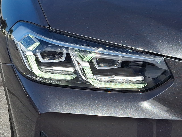 Used 2022 BMW X3 xDrive30i AWD/4WD image 11