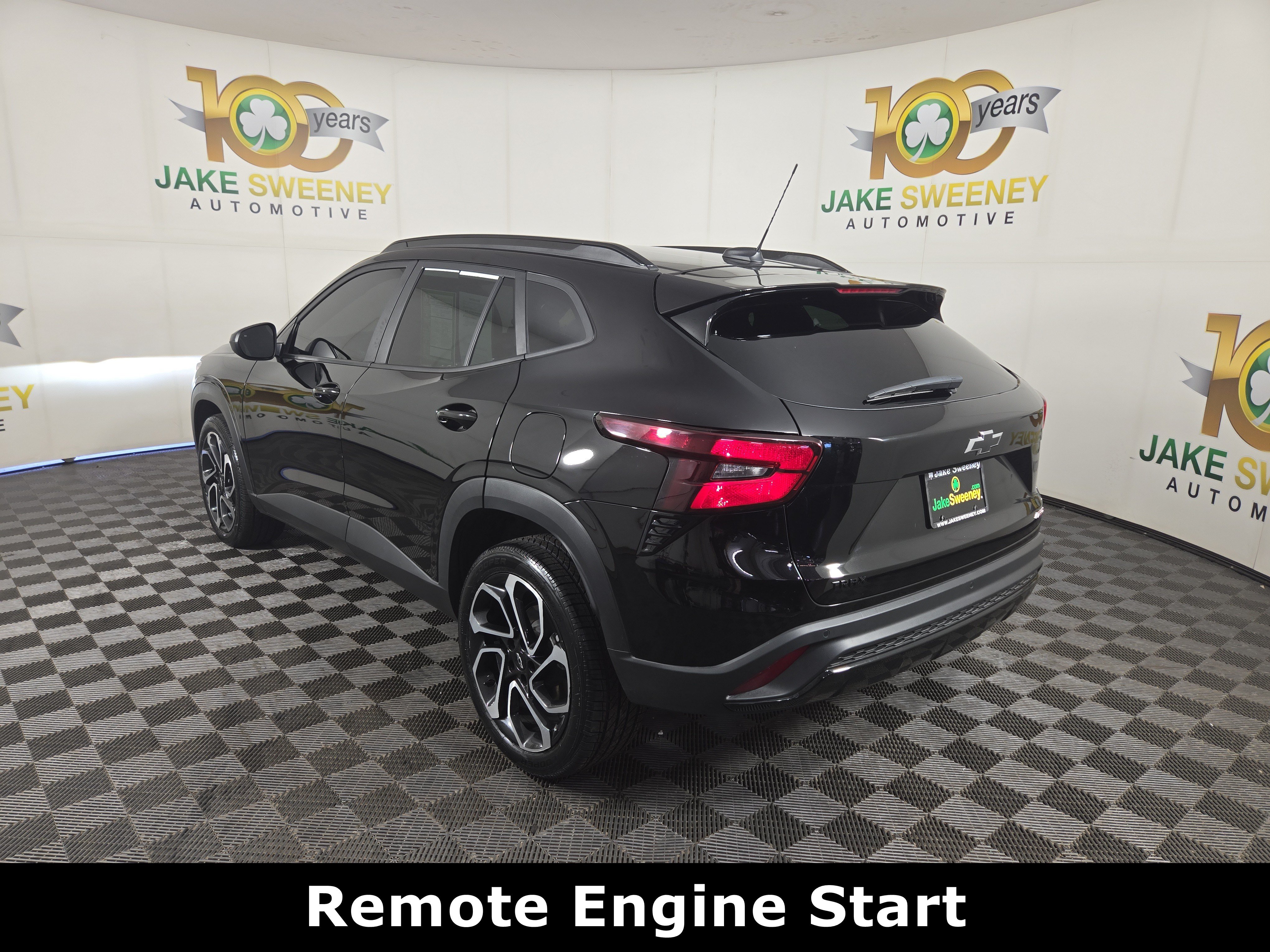 Certified 2025 Chevrolet Trax RS w/ Sunroof Package FWD image 6