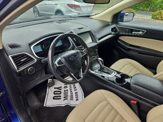 Used 2015 Ford Edge SEL w/ Equipment Group 201A FWD image 9