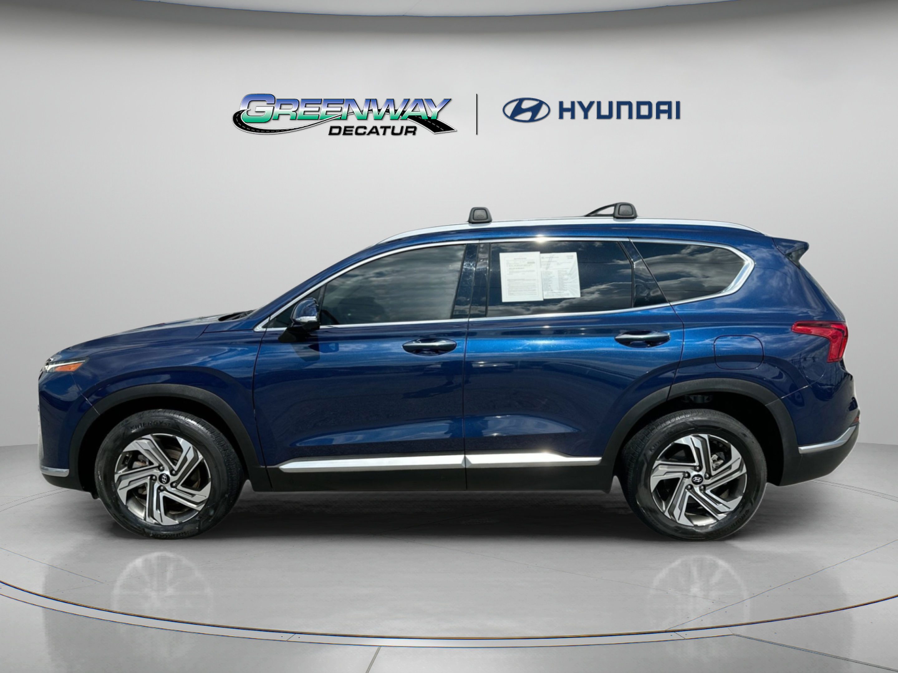 Used 2023 Hyundai Santa Fe SEL w/ Premium Package FWD image 5