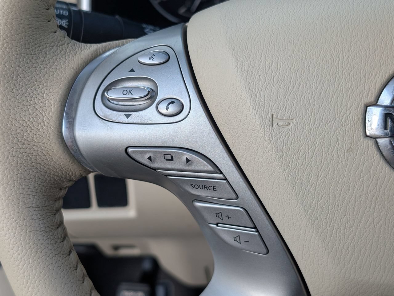 Used 2017 Nissan Murano SL FWD image 22