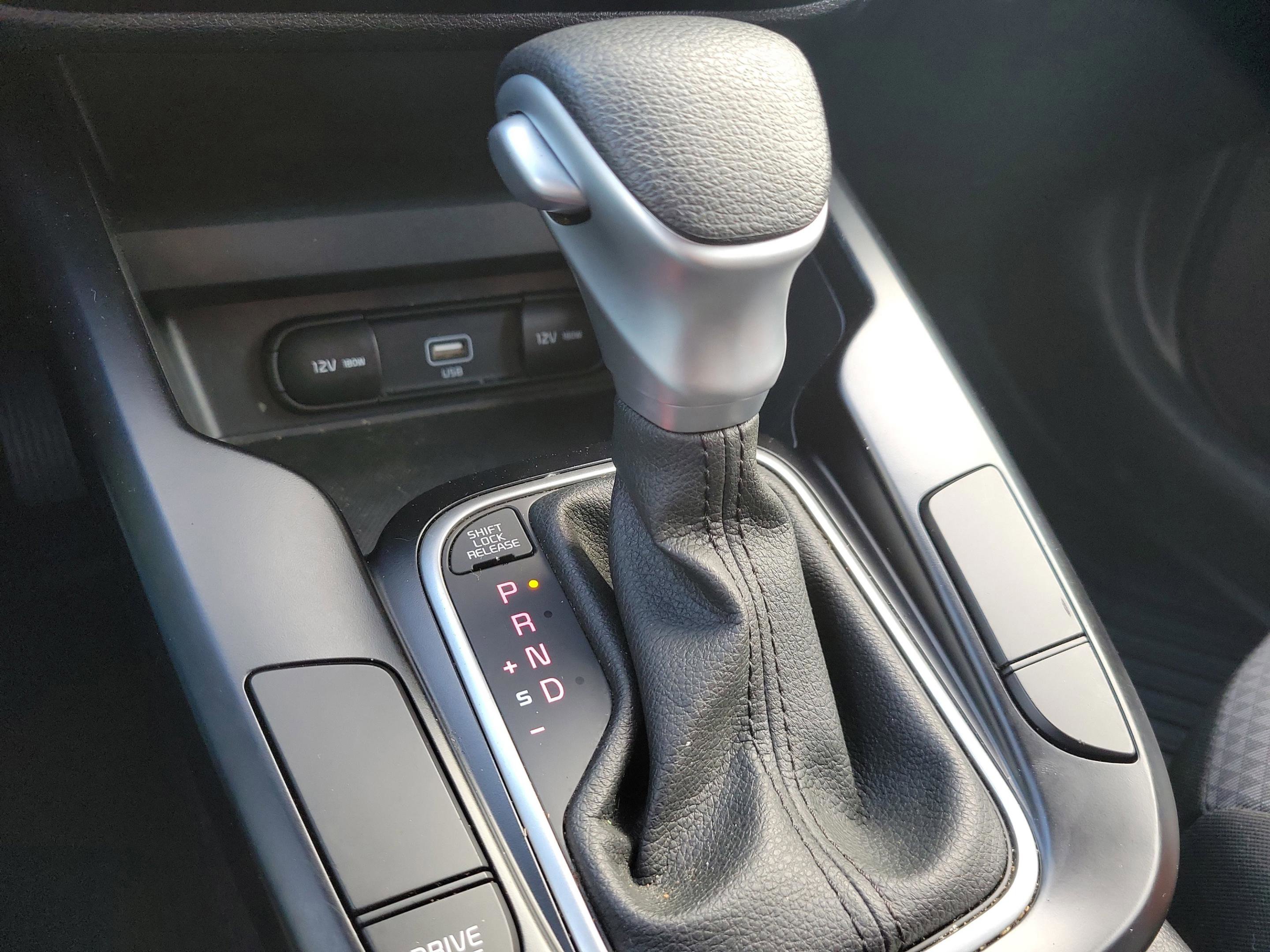 Used 2022 Kia Soul LX image 32