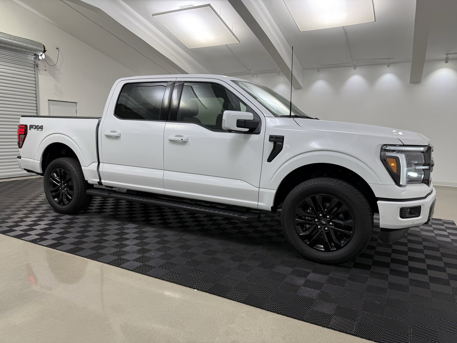 New 2025 Ford F150 Lariat w/ Equipment Group 501A Mid image 1