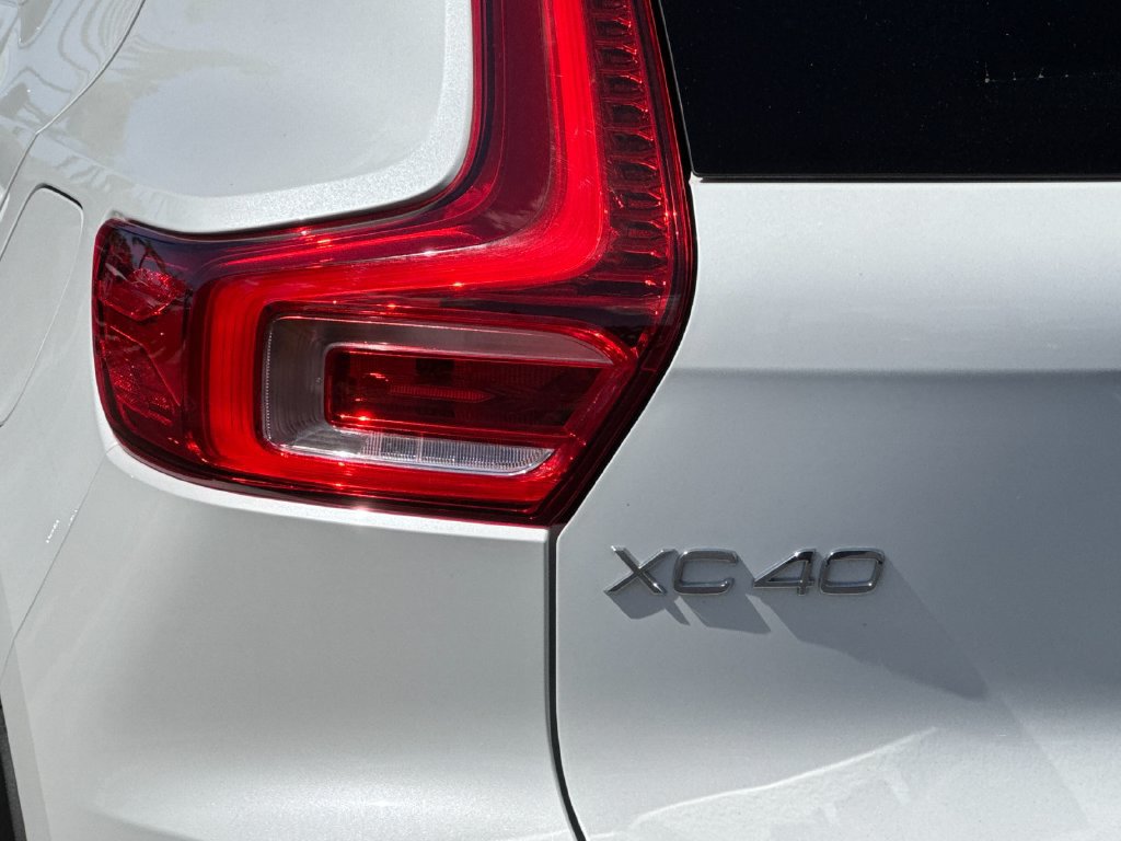 Certified 2023 Volvo XC40 Recharge Plus w/ Protection Package Premier AWD/4WD image 25