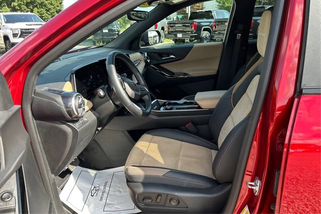 Used 2025 Chevrolet Equinox ACTIV w/ Safety and Technology Package AWD/4WD image 9