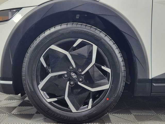 Certified 2024 Hyundai Ioniq 5 SEL AWD/4WD image 15