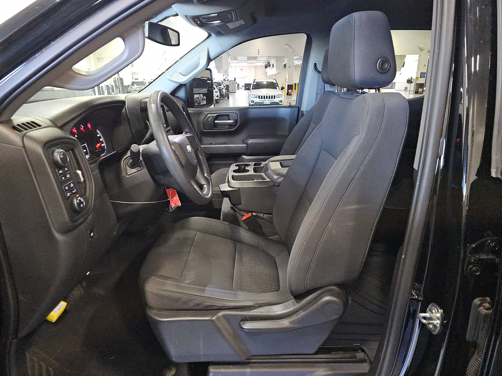 Used 2019 Chevrolet Silverado 1500 Custom w/ Custom Max Trailering Package image 7