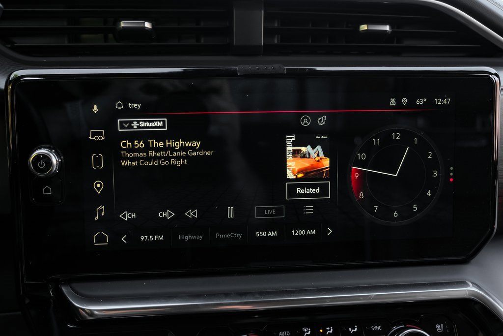 Used 2024 GMC Sierra 3500 Denali Ultimate image 32