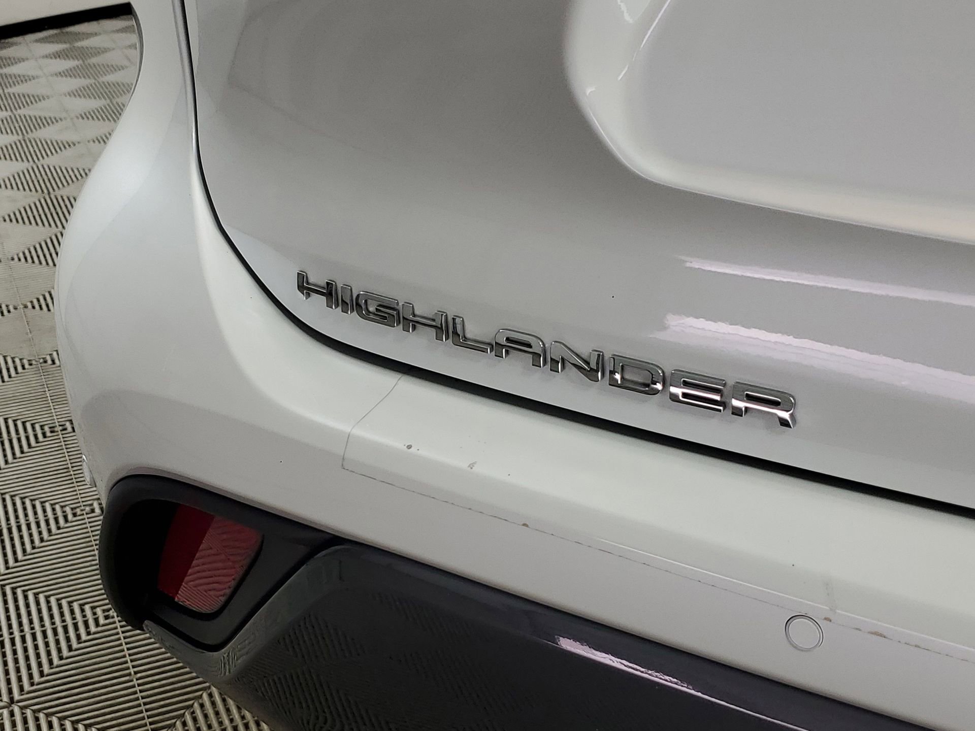 Used 2023 Toyota Highlander Limited image 19