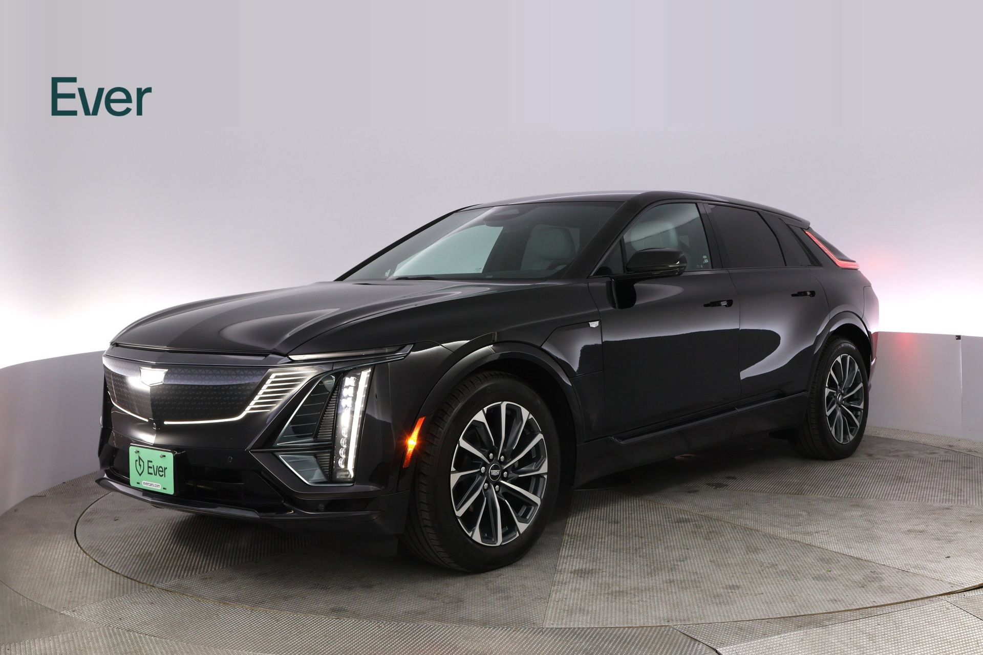 Used 2024 Cadillac Lyriq Sport RWD image 2