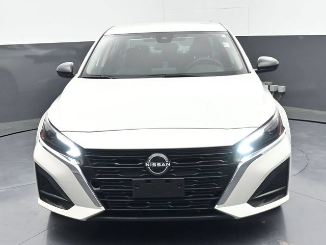 Used 2024 Nissan Altima 2.5 SV AWD/4WD image 41