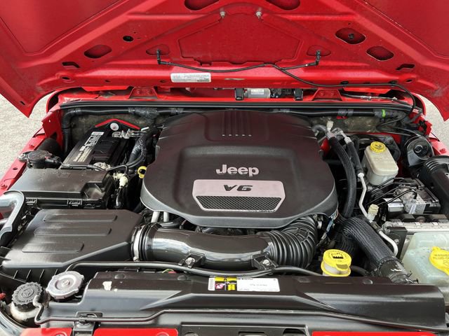 Used 2015 Jeep Wrangler Unlimited Sport w/ Quick Order Package 24S AWD/4WD image 19