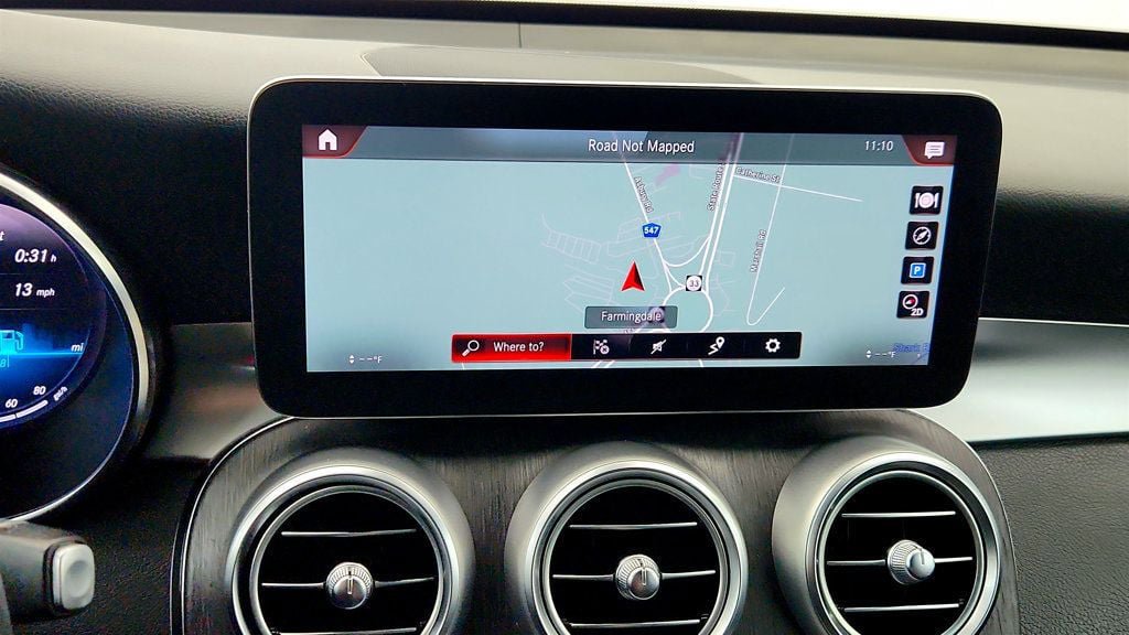 Used 2022 Mercedes-Benz GLC 300 4MATIC w/ Multimedia Package Lite image 18