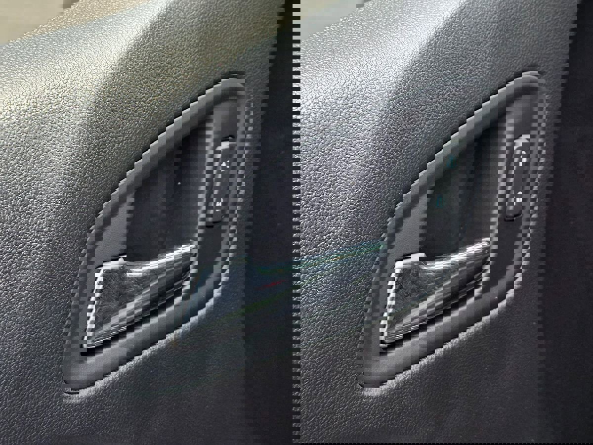 Used 2017 GMC Canyon Denali image 24