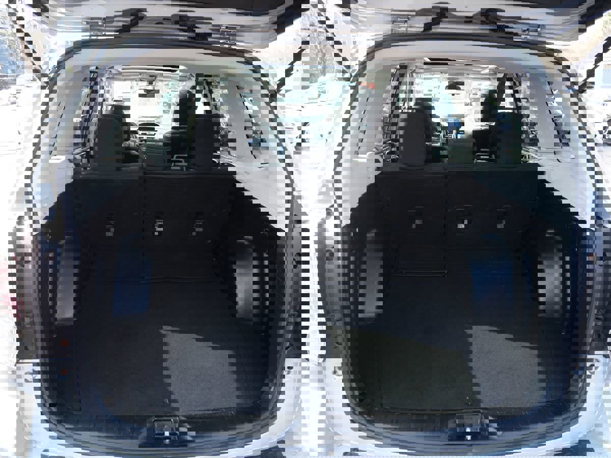 Used 2018 Subaru Forester 2.5i Premium w/ All-Weather Package image 30