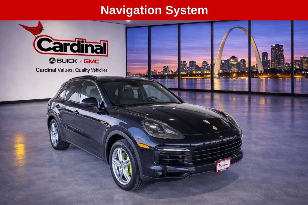 Used 2017 Porsche Cayenne S image 1