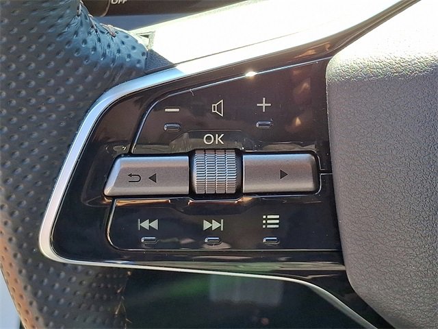 Used 2024 Nissan Ariya FWD image 22