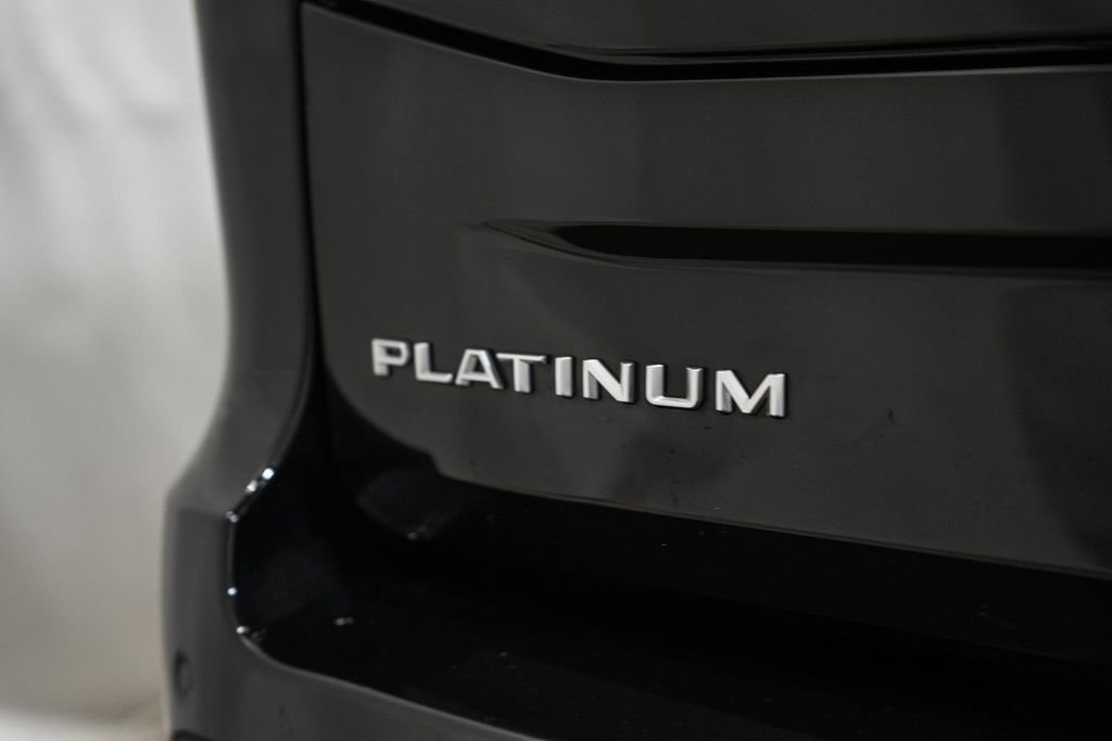 Used 2025 Ford Expedition Max Platinum image 10