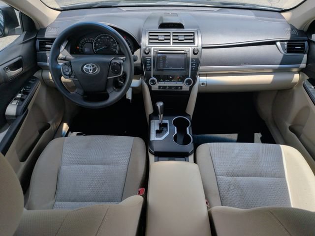 Used 2012 Toyota Camry LE FWD image 25