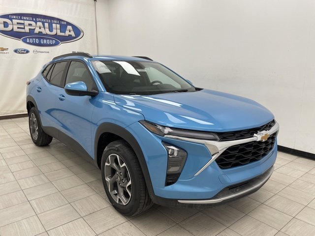 New 2025 Chevrolet Trax LT w/ Driver Confidence Package